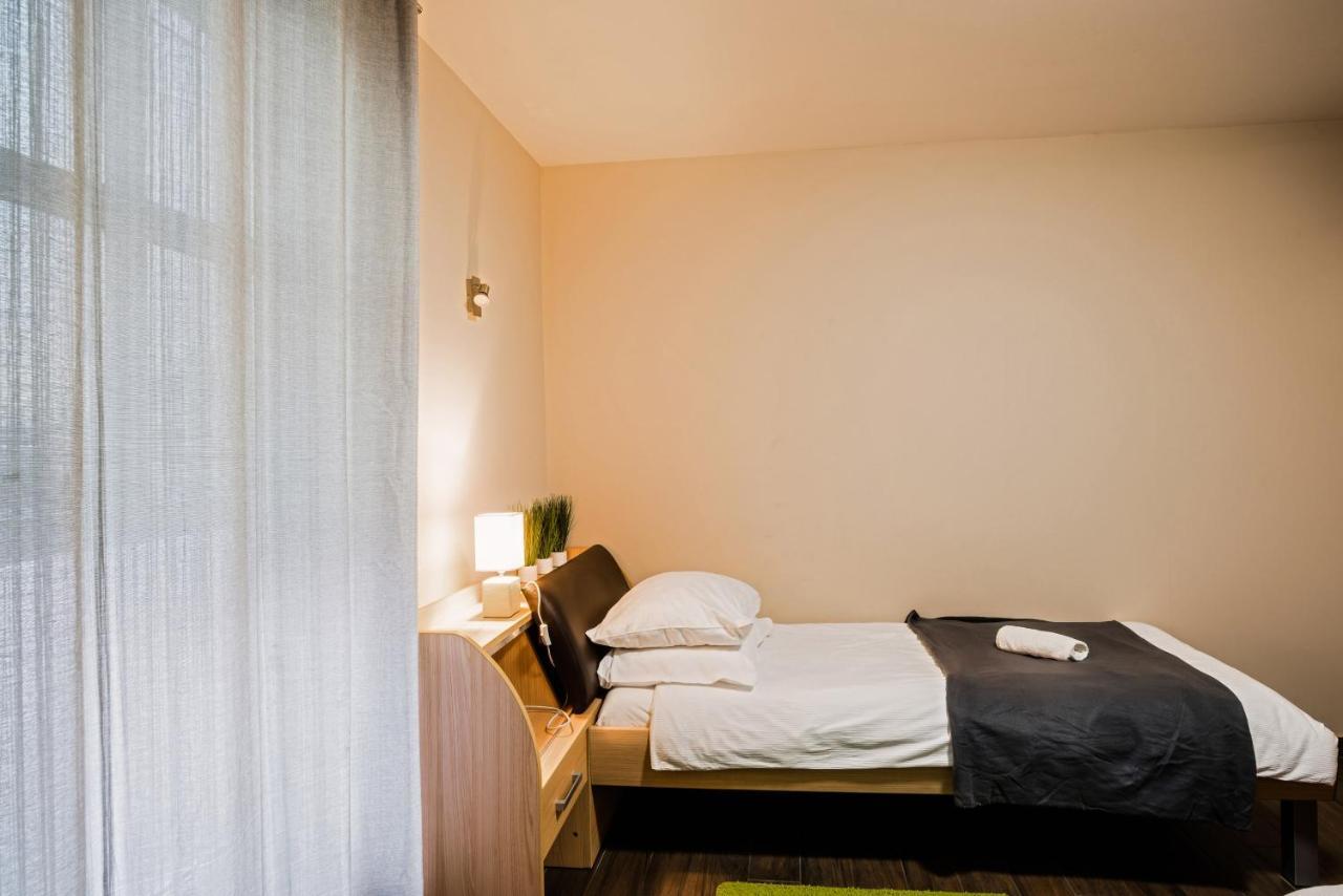 Rooms Verde Petrovče Eksteriør billede