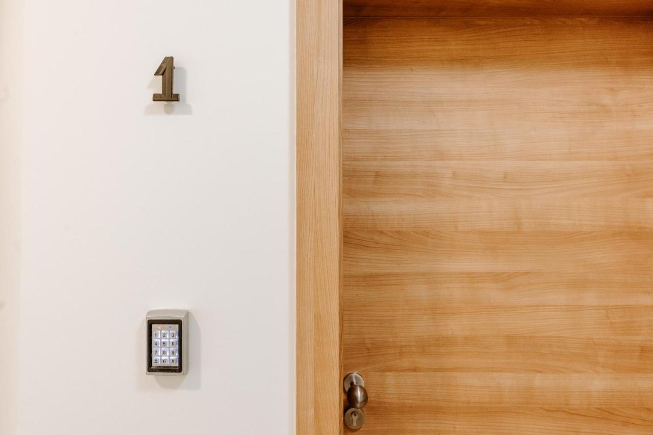 Rooms Verde Petrovče Eksteriør billede